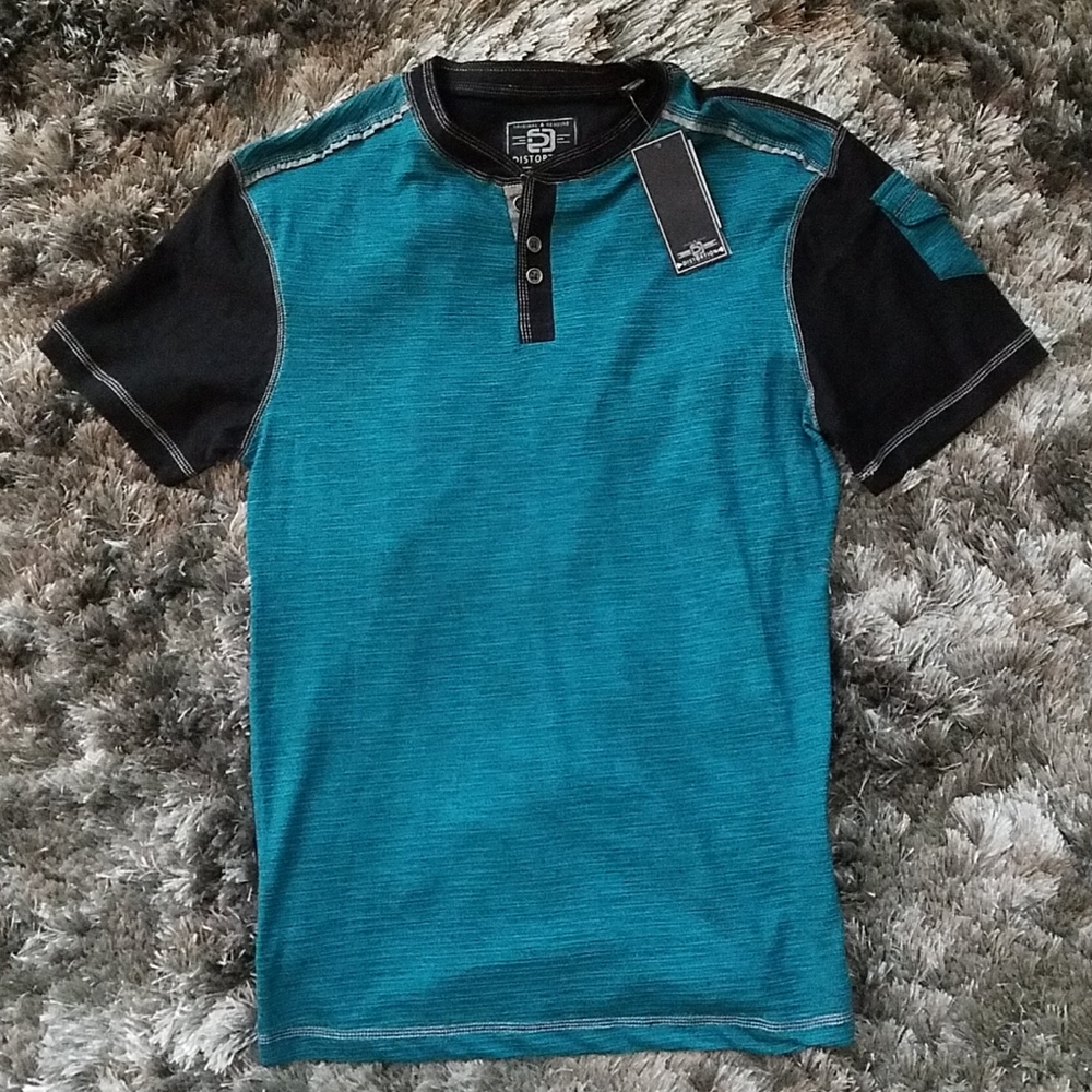 Distortion, Casual shirt NWT